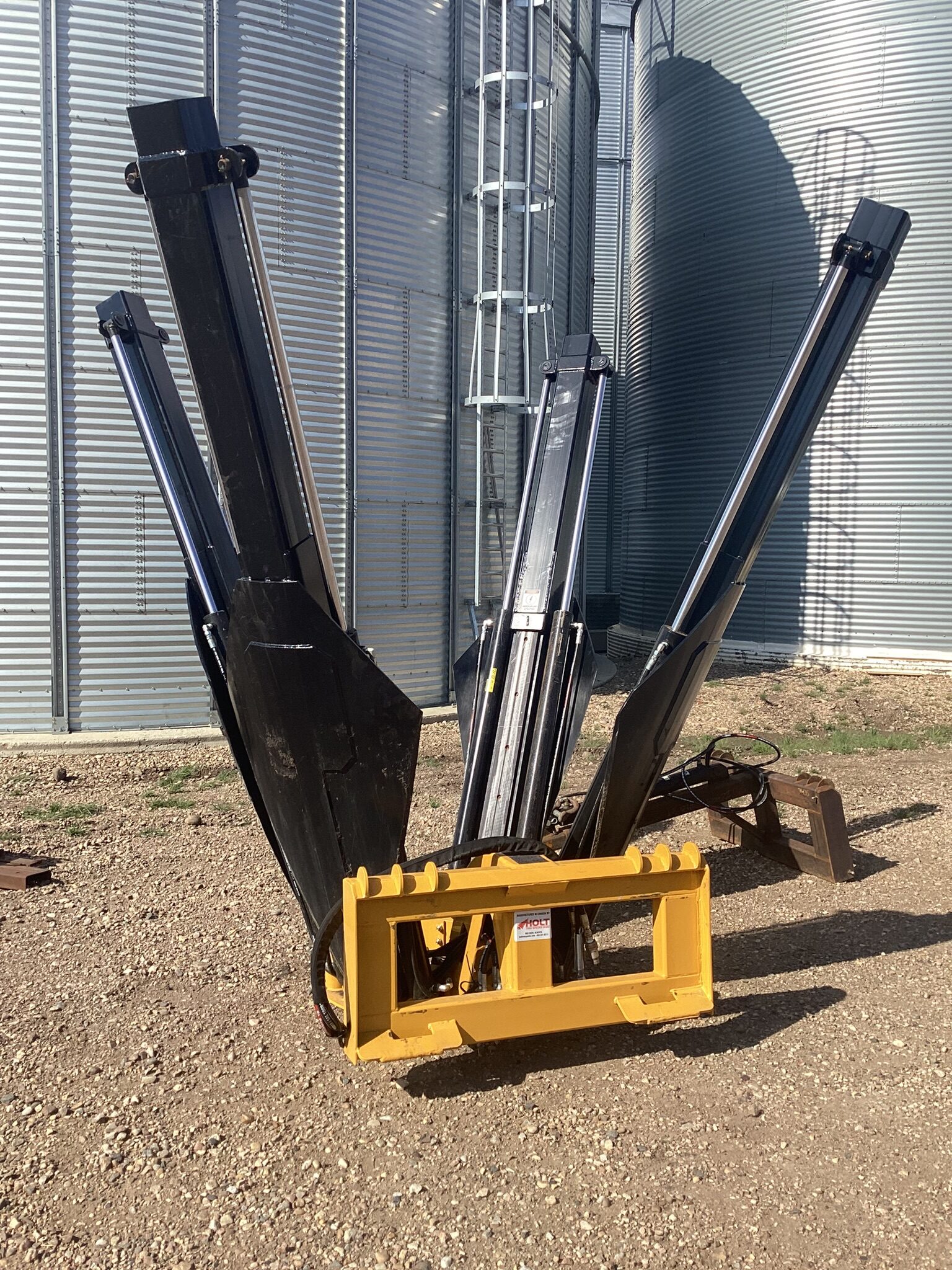 Holt tree spade at work