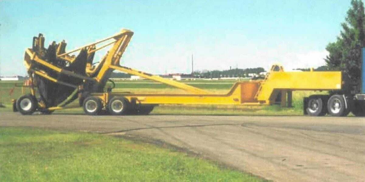 Holt Model 124 sixteen wheeler tree spade